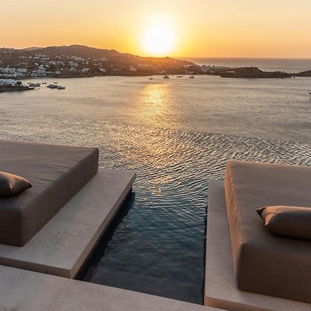 The Skyvilla Mykonos - A Landmark Property With Breathtaking Views Of The Psarou Bay Mykonos Town Extérieur photo