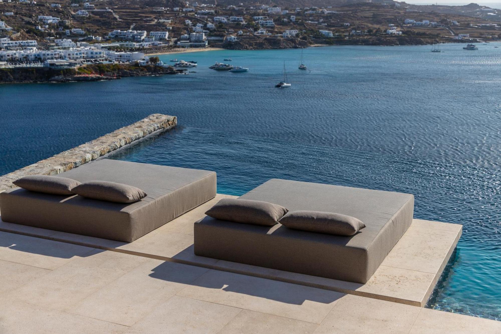 The Skyvilla Mykonos - A Landmark Property With Breathtaking Views Of The Psarou Bay Mykonos Town Extérieur photo